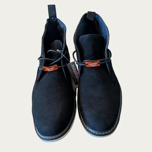 NIB Hawke & Co Mojave Men's Black Suede Chukka Boots Sz. 11
